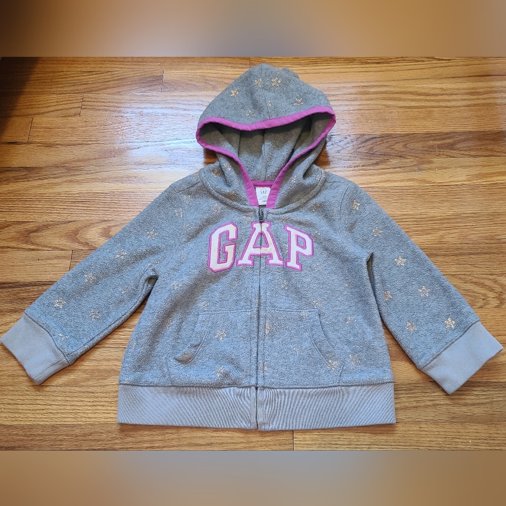 10 for $25 - baby GAP Girls 18-24m Gray Fleece Zip with Gold Stars